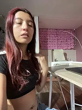 EveRave Pink online show from 23, 6, 2026