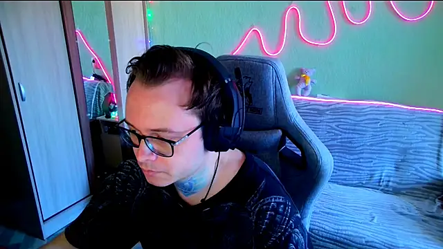 MeLanXolik online show from 15, 5, 2026
