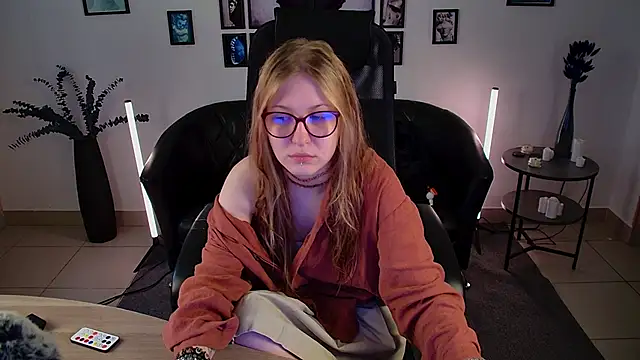 lanafitch online show from 21, 6, 2026