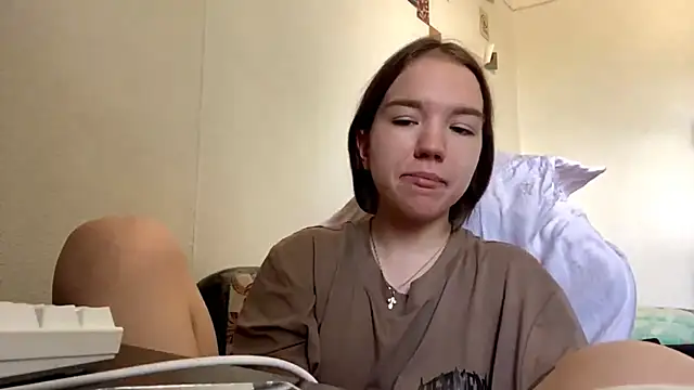 FewerCadre online show from 25, 5, 2026