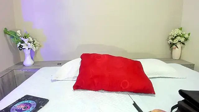 thamiina   online show from 27, 6, 2026