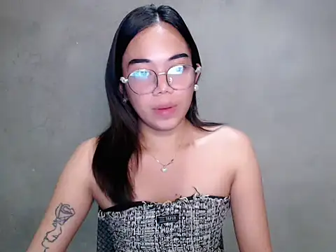 Urbabydollxxx online show from 15, 6, 2026