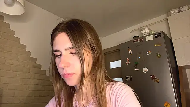ZaraGuyette online show from 7, 6, 2026