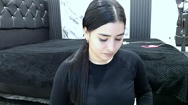 MiaReinig09 online show from 2, 7, 2026