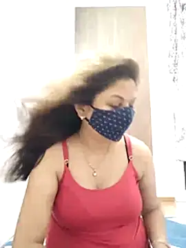 hot kiran2000 online show from 21, 6, 2026