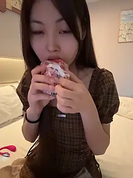 Jenny156cm online show from 14, 6, 2026