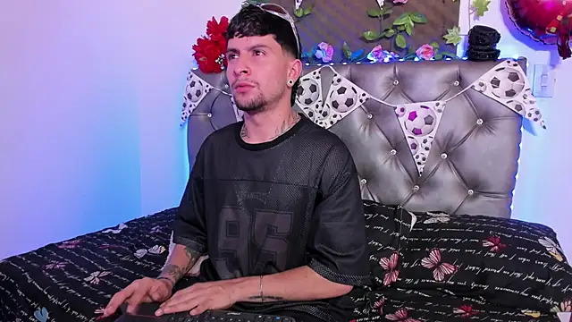 StefanoBigCock online show from 30, 6, 2026