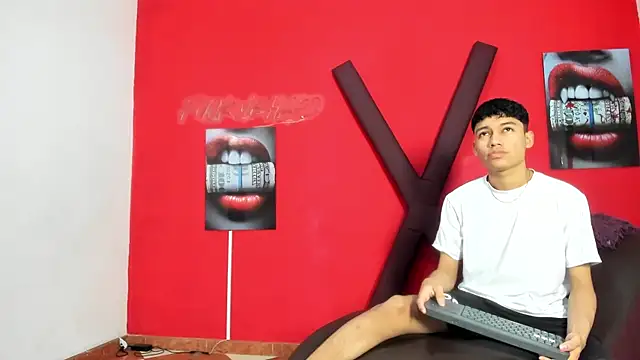 KING LOVERS1 online show from 5, 7, 2026