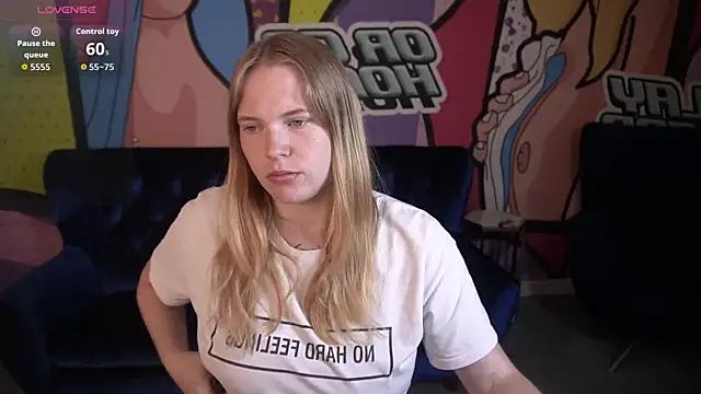 NikkyReyyy online show from 26, 6, 2026