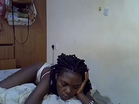 Snapshot of cute_tamara09 chatting on 17, 6, 2026 cute tamara09 online show from 17, 6, 2026