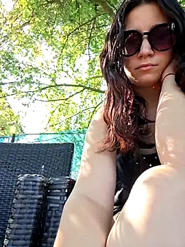 Rossyta r online show from 9, 6, 2026