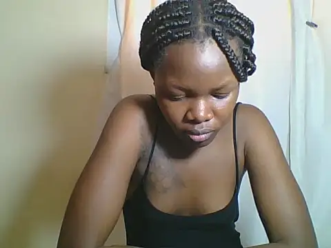 Snapshot of Sweetgal2025 chatting on 28, 5, 2026 Sweetgal2025 online show from 28, 5, 2026