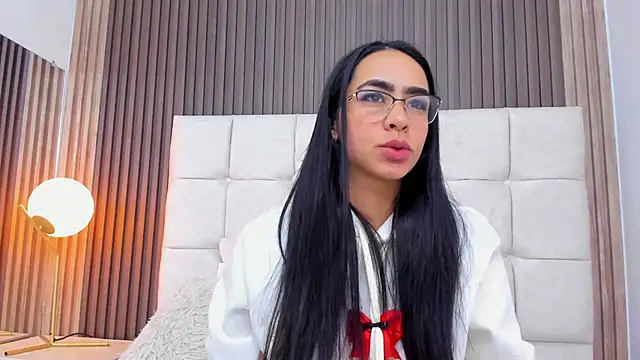 Camila Vega22 online show from 3, 7, 2026