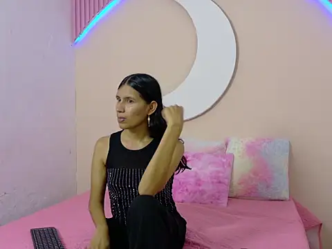 SamanthaLaurent online show from 7, 7, 2026