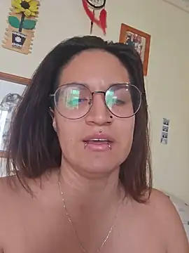 Karengenesisx online show from 2, 6, 2026