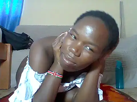 Blacksexyqueen24 online show from 15, 6, 2026