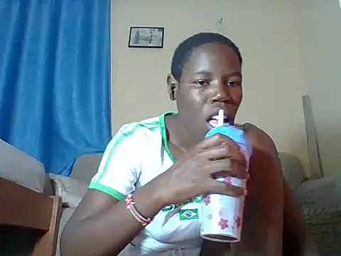 Blacksexyqueen24 online show from 27, 6, 2026