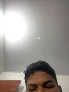 MorenoHot90 online show from 15, 7, 2026