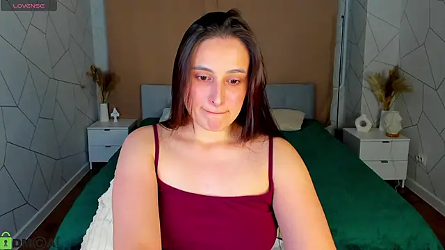 Elizabet Colllins online show from 15, 6, 2026