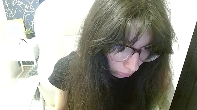 Allyshon  online show from 11, 6, 2026