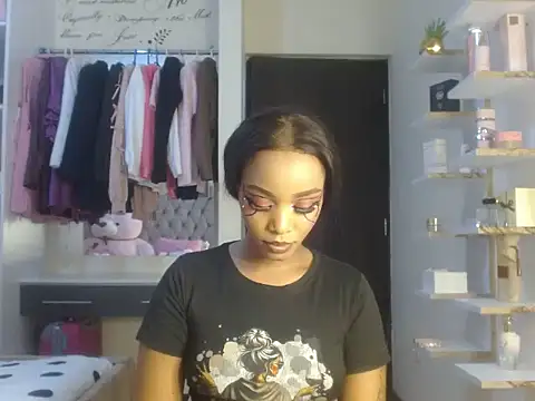 Sexy Babydoll221 online show from 18, 6, 2026