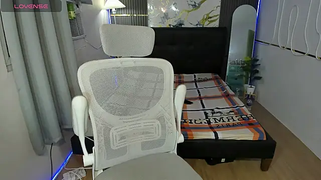 Alexa therealhorsecock online show from 1, 7, 2026