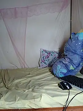 Snapshot of SilkyDesire21 chatting on 29, 5, 2026 SilkyDesire21 online show from 29, 5, 2026