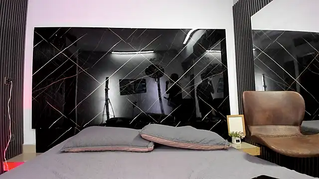 Camilo Contreras online show from 8, 6, 2026