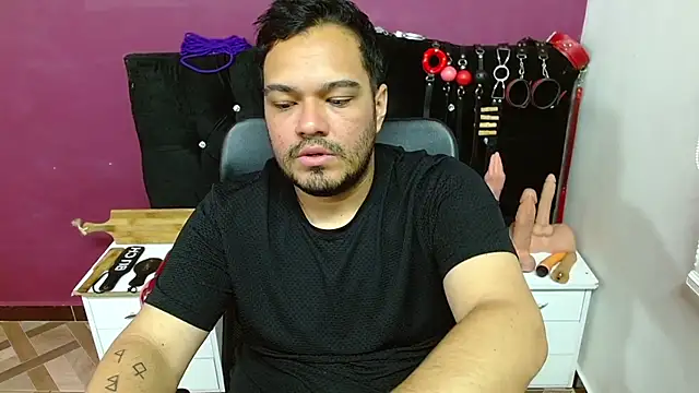 -AlejandroT- online show from 1, 6, 2026