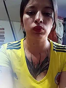 Lucia evans22 online show from 7, 7, 2026