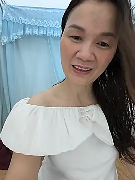 Lye lovely online show from 4, 7, 2026