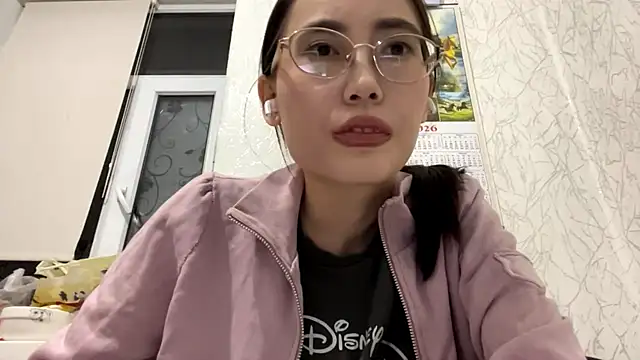 VickieTrudo online show from 1, 6, 2026