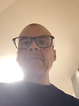 Gaceru01006 online show from 18, 6, 2026