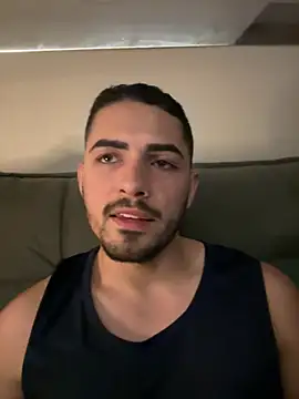 Gugostoso04 online show from 25, 6, 2026