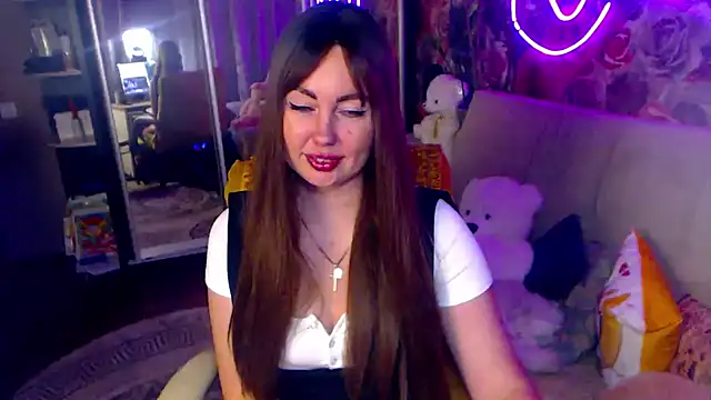 NinaTender22 online show from 9, 6, 2026