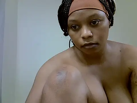 BIGASS DIANAH online show from 25, 6, 2026