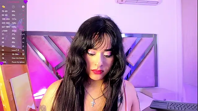 Elena Tylor online show from 14, 6, 2026