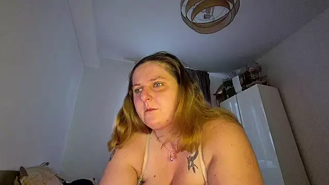 Snapshot of JessicaBake chatting on 7, 7, 2026 JessicaBake online show from 7, 7, 2026