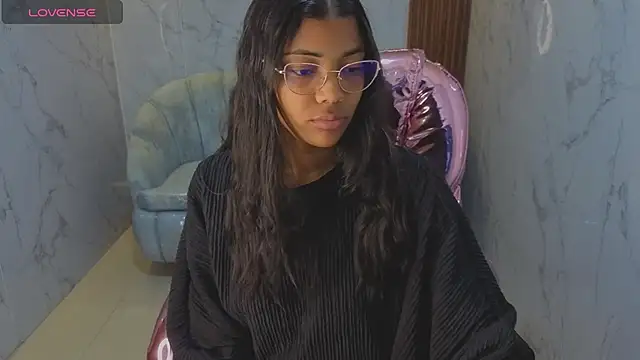 valentina gomez s online show from 19, 6, 2026