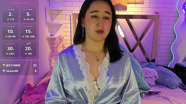 Snapshot of Lua_bloom_ chatting on 29, 6, 2026 Lua bloom online show from 29, 6, 2026