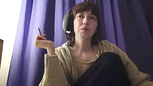 Julixta online show from 4, 6, 2026