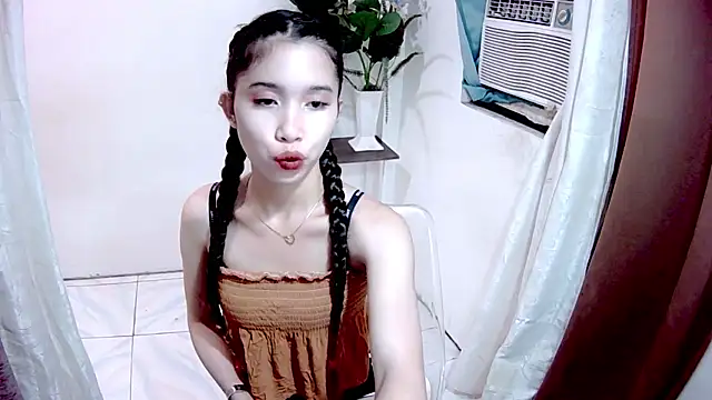 Snapshot of heartx_ chatting on 18, 7, 2026 heartx online show from 18, 7, 2026