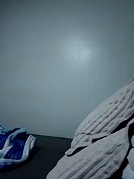 VelvetEmpire online show from 4, 6, 2026