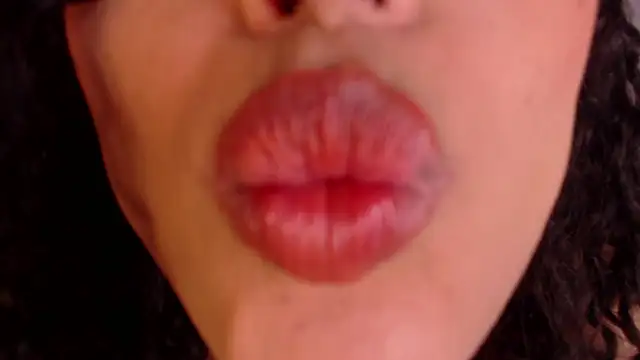 Alexa Rios  online show from 19, 6, 2026
