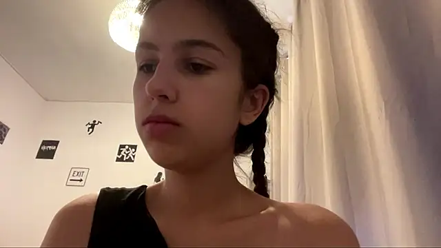 Snapshot of SindyKay chatting on 11, 6, 2026 SindyKay online show from 11, 6, 2026
