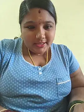 meenaqueen online show from 6, 6, 2026
