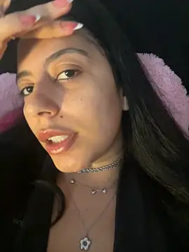 iamnandacortes online show from 4, 6, 2026
