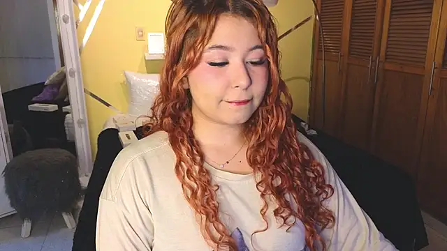 Snapshot of attenea_cutte chatting on 3, 7, 2026 attenea cutte online show from 3, 7, 2026