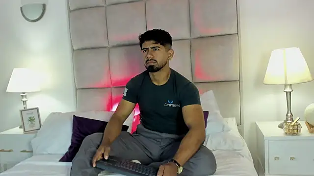 Teaserhoussejj  online show from 4, 6, 2026