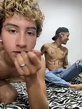 Dittoandpayton online show from 8, 6, 2026